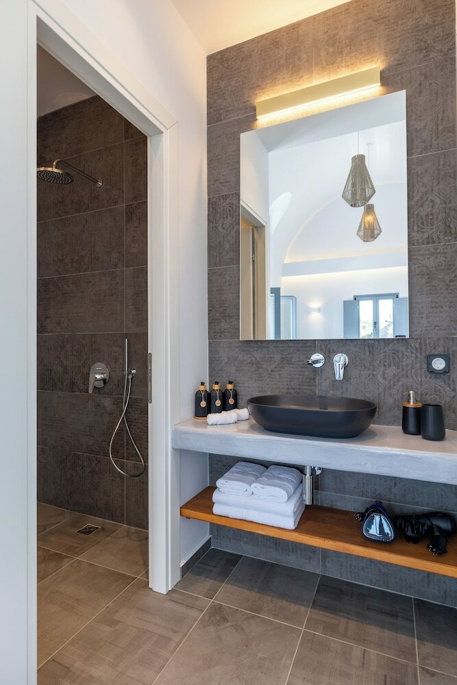 Фото Bonsai Luxury Suites