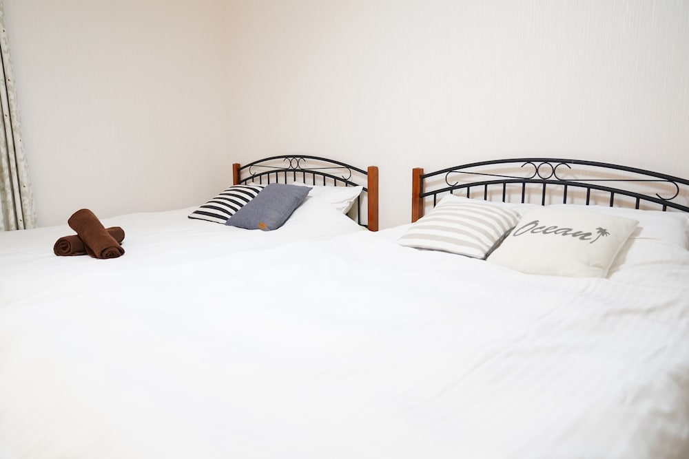 Фото Metro Hanazonocho Apartment 2