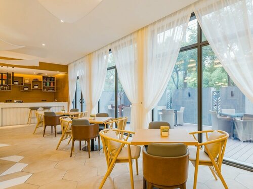 Гостиница Atour Hotel Linhai Taizhou в Линьхае