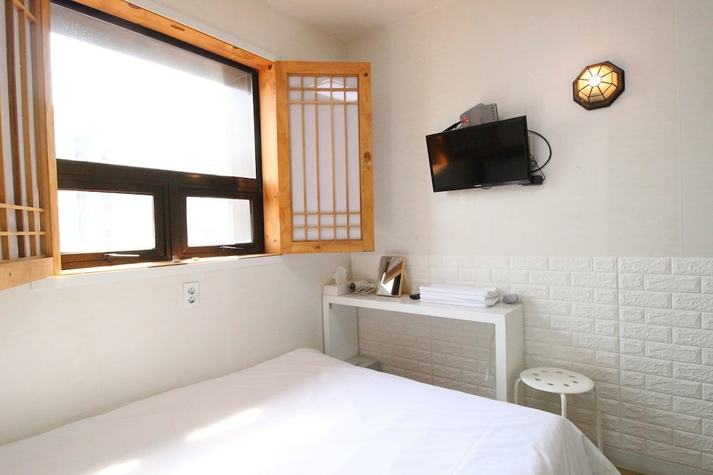Фото Hotel Golden Park Myeongdong