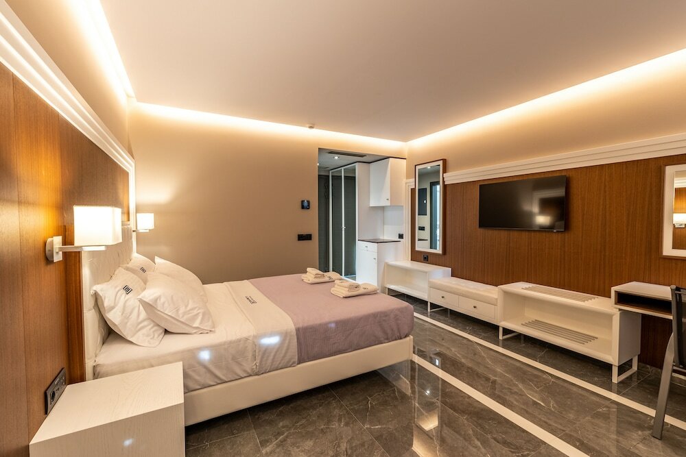 Фото Bareti Boutique Hotel