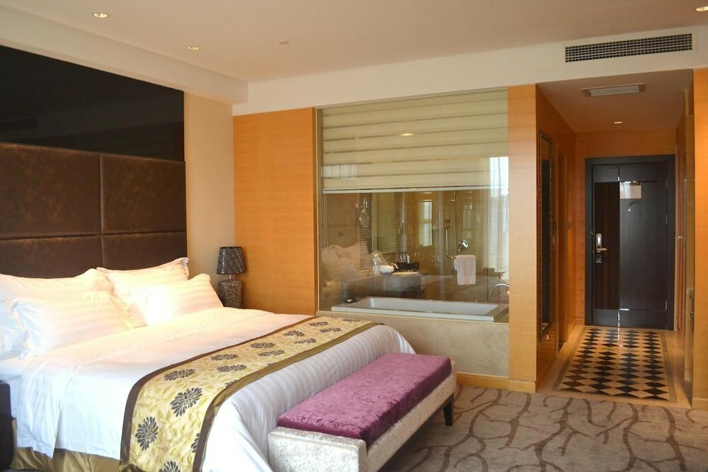 Фото Days Hotel & Suites by Wyndham Hengan Chongqing