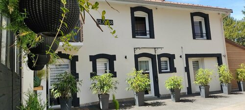 Гостиница Appart Hotel Glam88 Suites SPA et Sauna в Эпинали