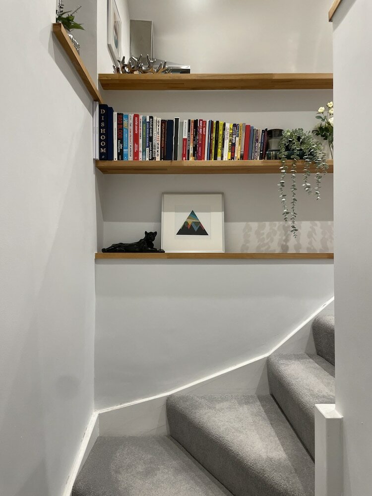 Фото 5 Star Unique Luxury Detached Apartment in Windsor