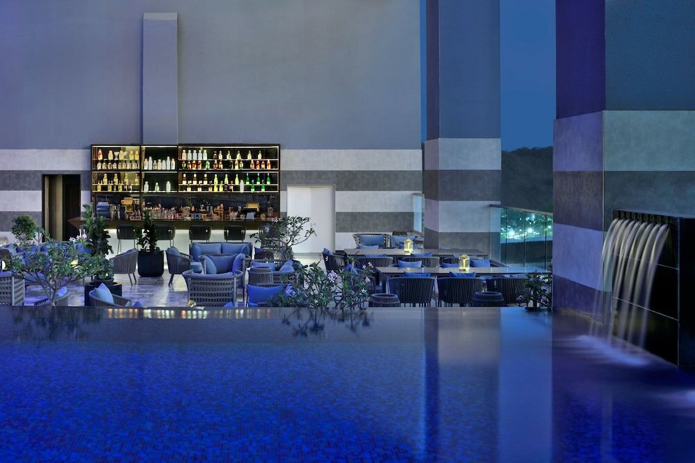 Фото Courtyard by Marriott Navi Mumbai