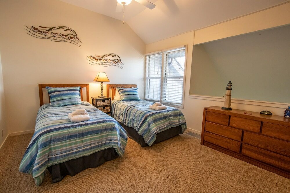 Фото 214 Tennis Villa