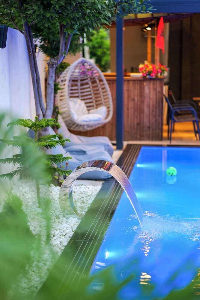 Фото Duka's Hotel