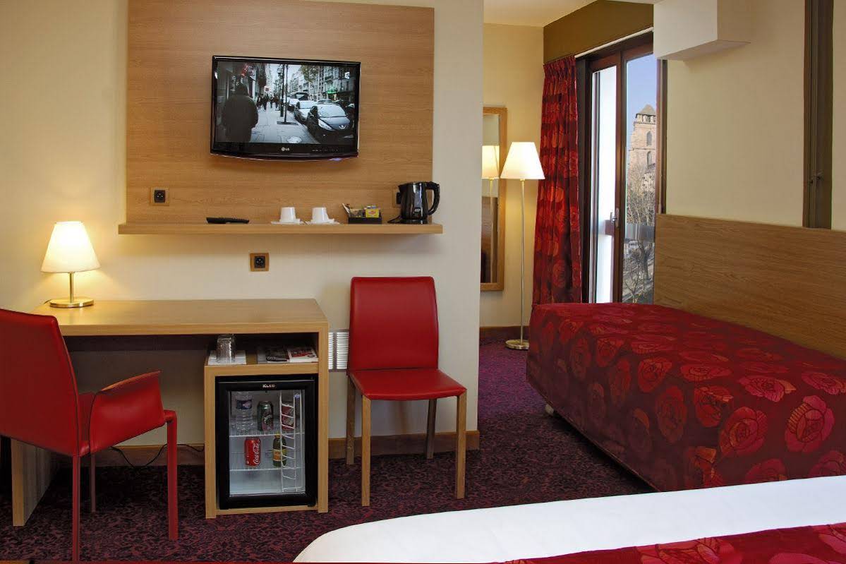 Фото Inter-Hotel De La Tour Maje