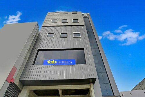Гостиница Fabhotel The Grand Suites в Канпуре