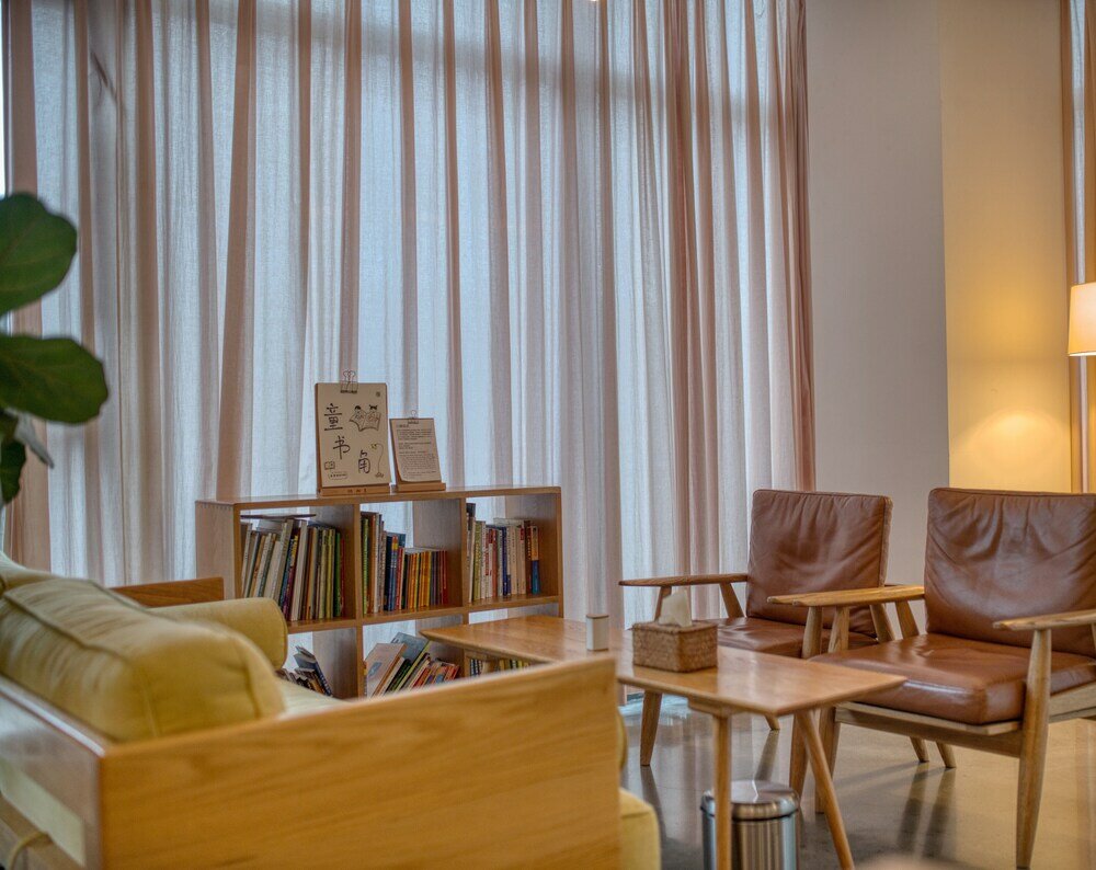 Фото Taihua Wutong Hotel