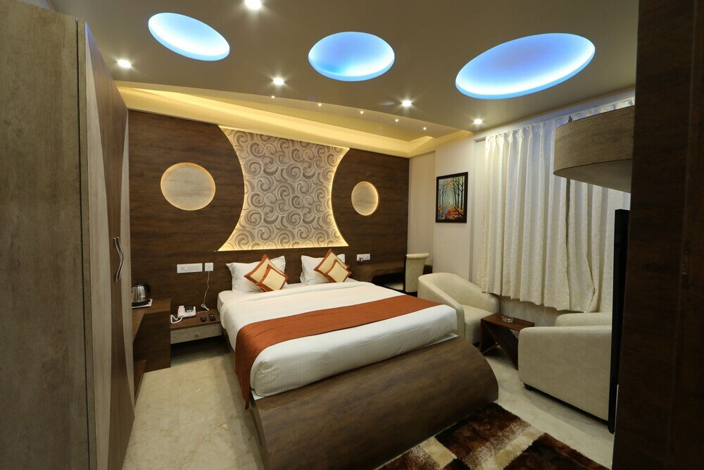 Фото Aaccord Suites Inn