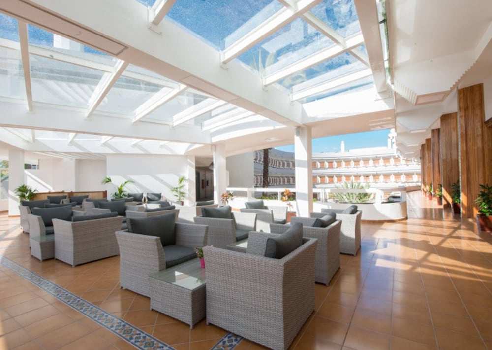 Фото Hl Suites Nardos - Only Adults