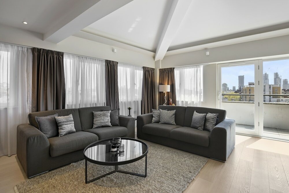 Фото Vauxhall Bridge Road by Q Apartments