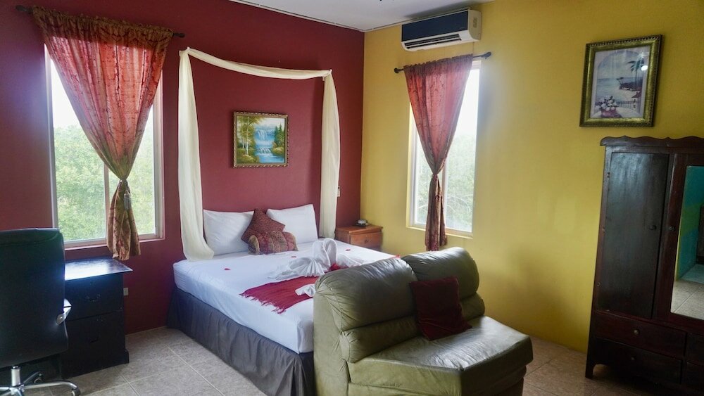 Фото See Belize Vacation Rentals