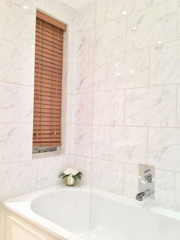 Фото English Garden Apartment