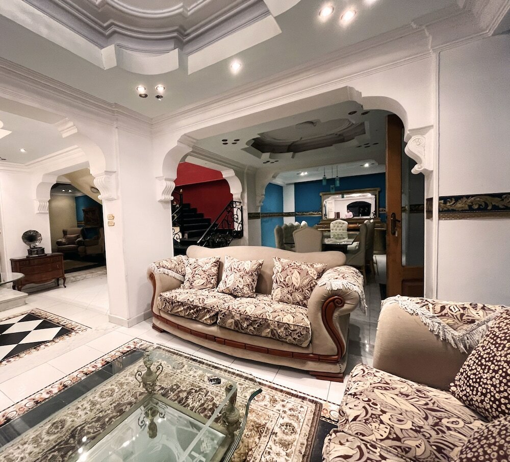 Фото Pyramids House