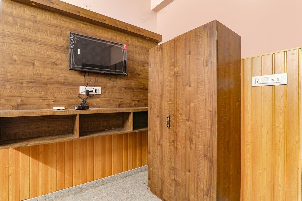 Фото Fabhotel Gsv Inn