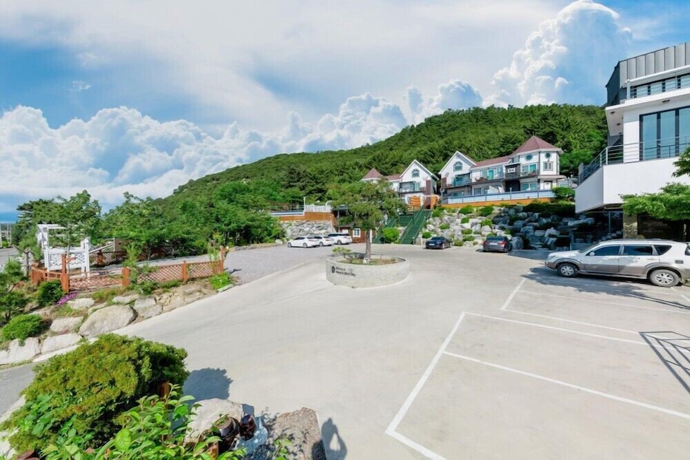 Фото Pool Villa 1-2 Pension