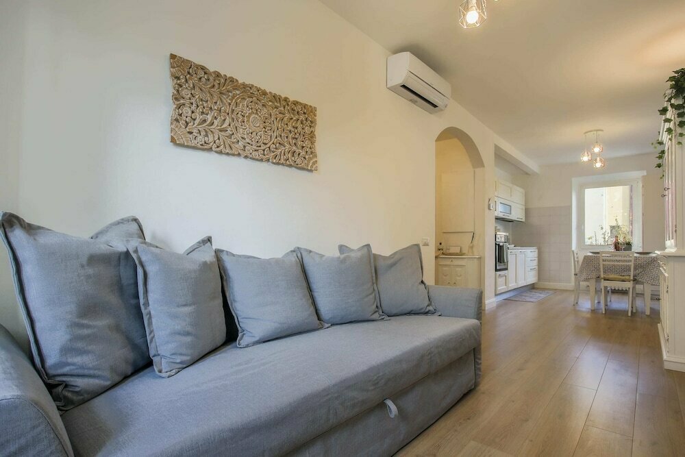 Short-term housing rental Sanzanobi Suite-hosted by Sweetstay, Florence, photo