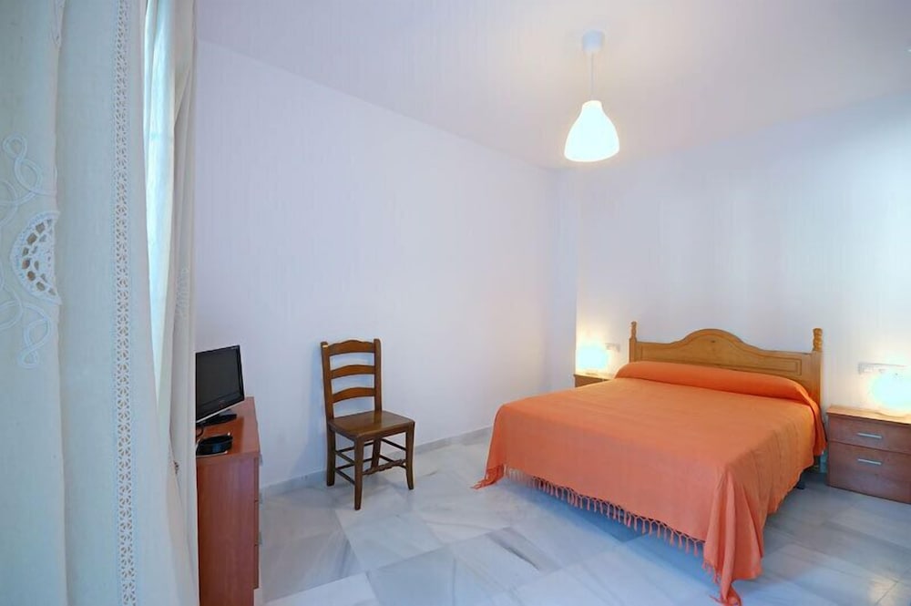 Фото Hostal La Posada de Conil