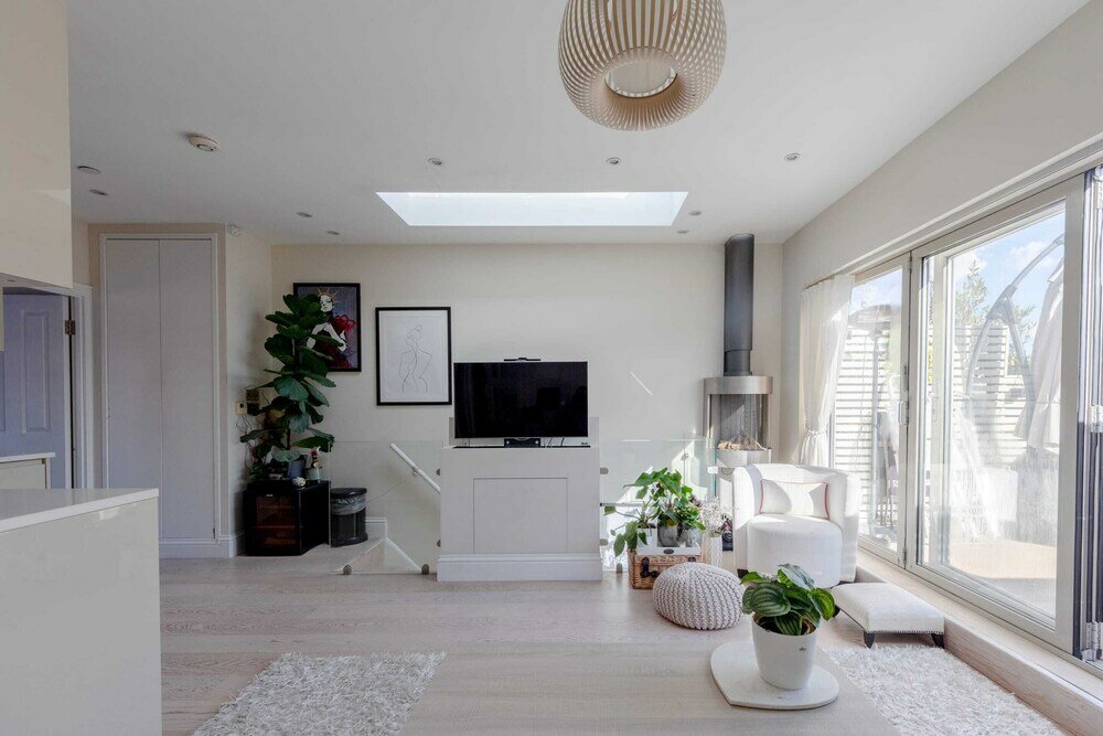 Фото Airy & Modern 1bd Flat in Maida Vale
