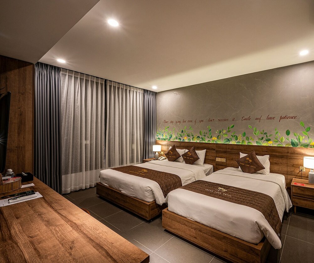 Фото Thanh Long Tra Khuc Hotel