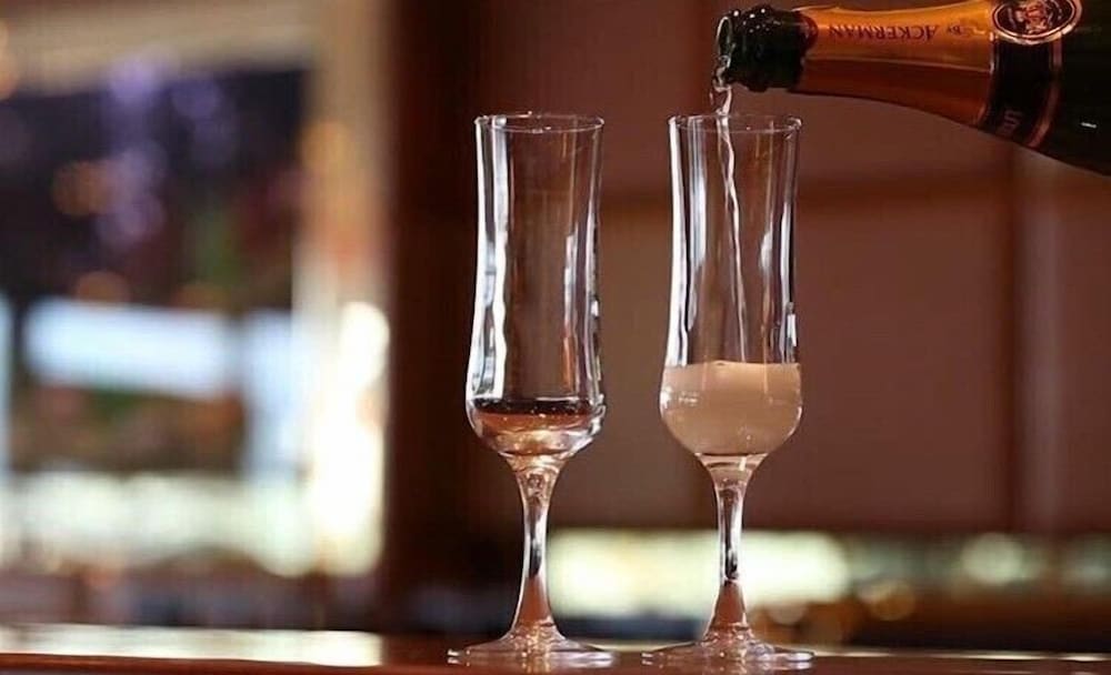 Фото Duck Bay Hotel