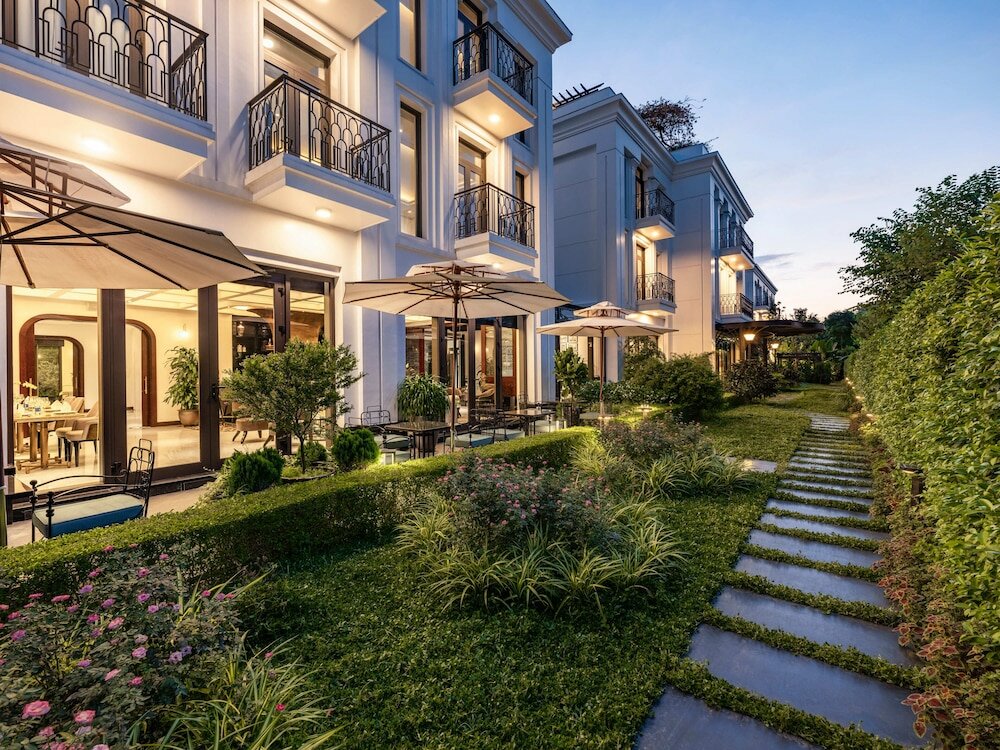 Фото Elegant Mansion 88