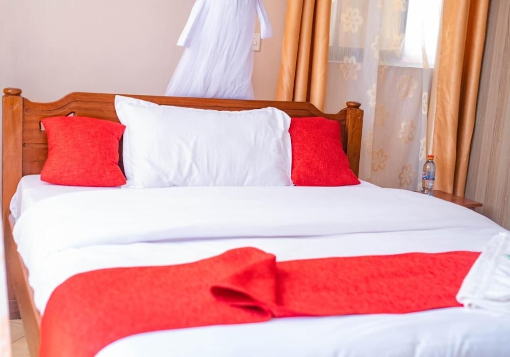 Фото Takeover Restaurant & Accommodation