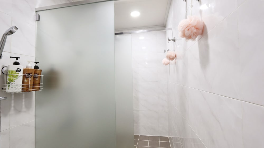 Фото Blueboat Hostel Myeongdong