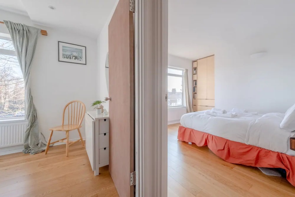Фото Peaceful 2 Bedroom Flat With Roof Terrace - Hackney