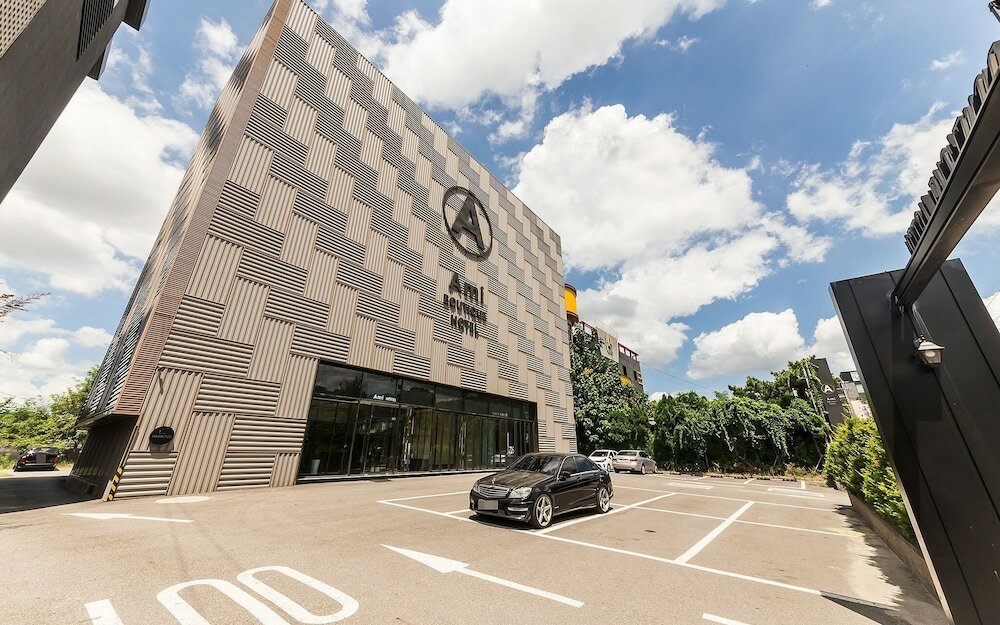 Фото Yongin Army Boutique