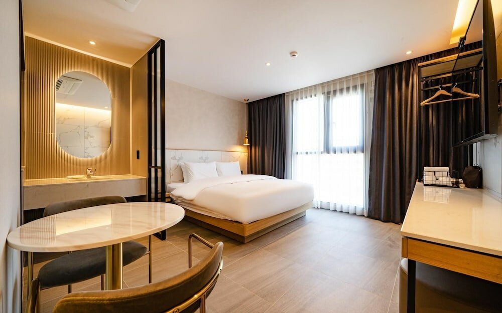 Фото Busan Umgung Hotel Roda