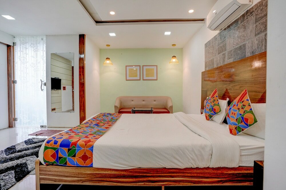 Фото Fabhotel Vardhan House