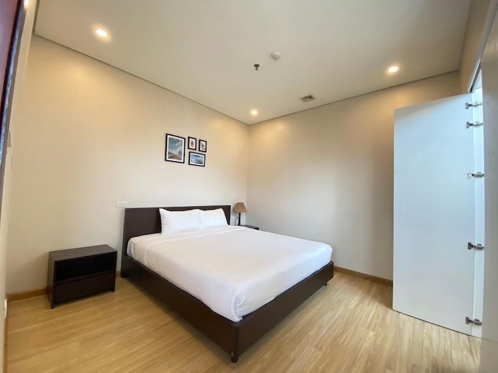 Фото Hb Serviced Apartment - 12 Tran Quy Kien