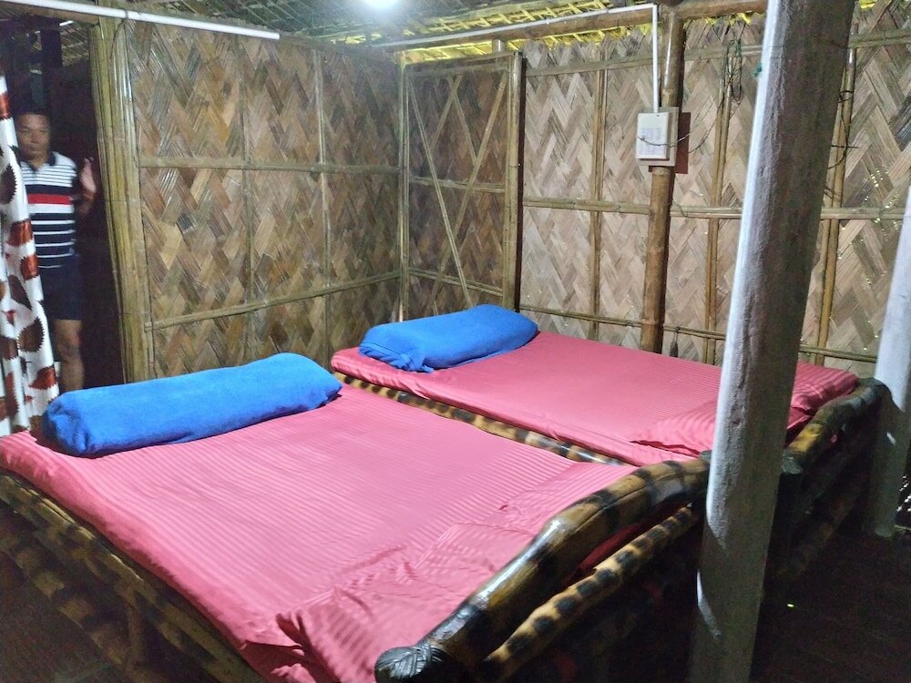 Фото Jonki Panoi Bamboo Cottages