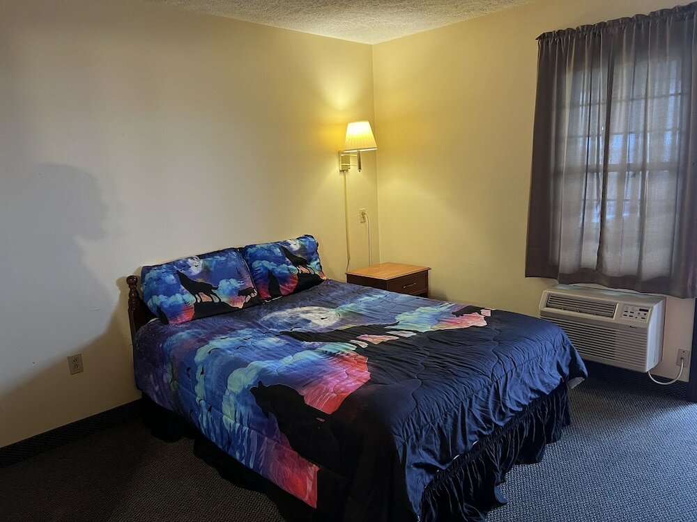 Фото Motel Boutique by Wolf Inn