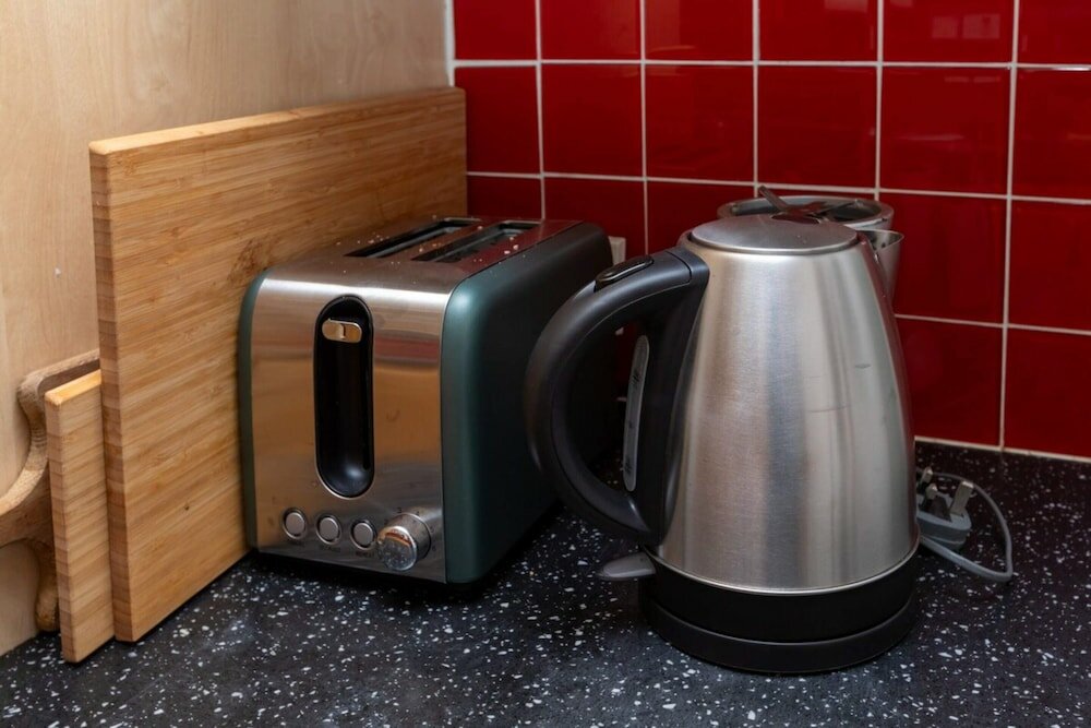 Фото Spacious 1bd Flat w Garden - Hammersmith!