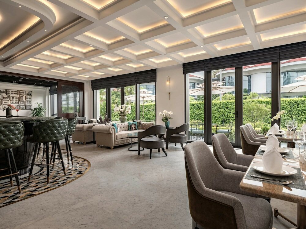 Фото Elegant Mansion 88