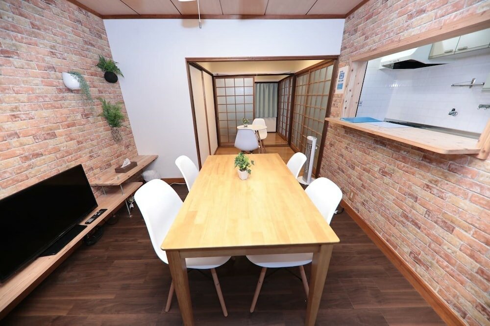 Фото Brick House Near Osaka Castle 217-1