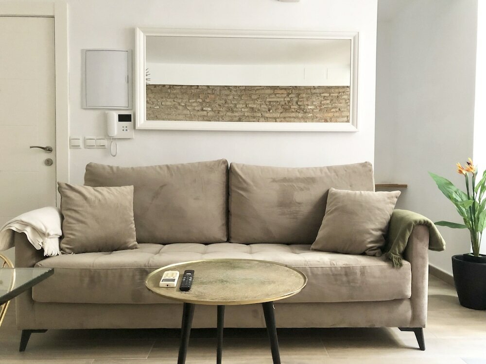 Фото Suites La Merced Malaga365