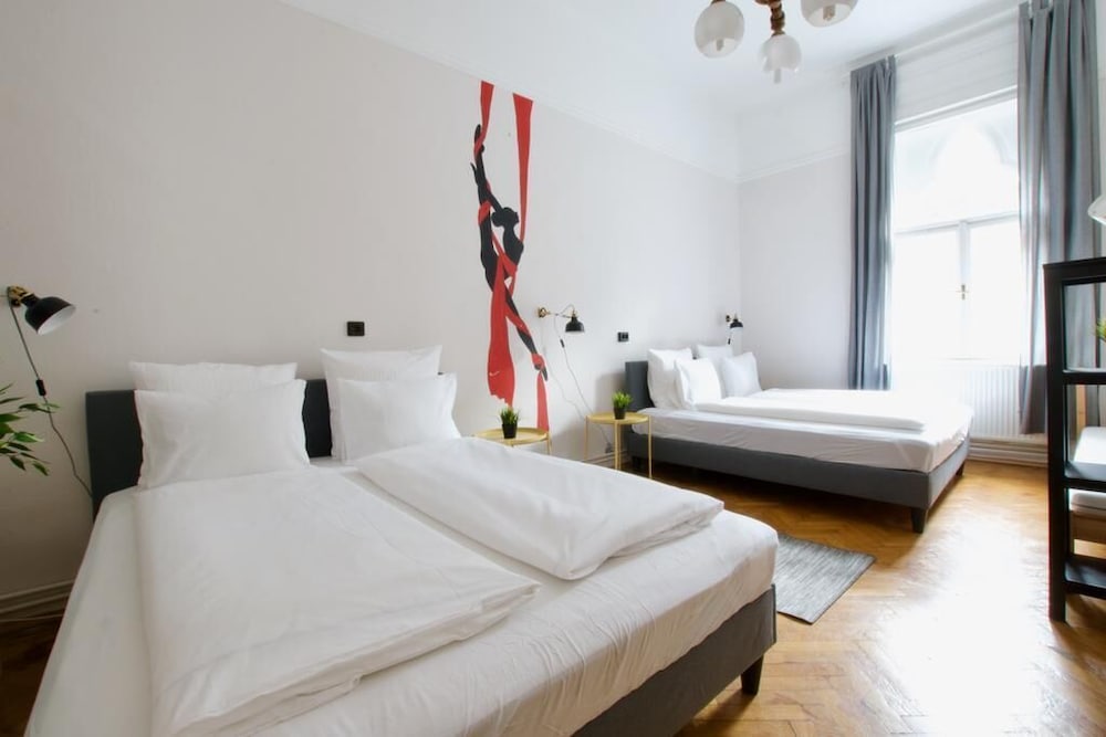 Фото W41- Modern & Quality Apartments