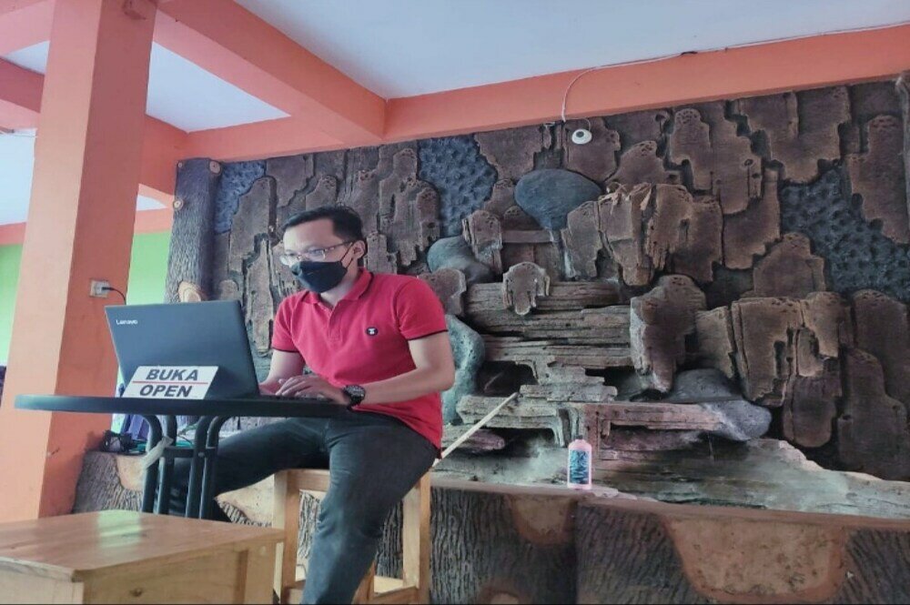 Фото Oyo 90706 Kost Alam Jaya Syariah