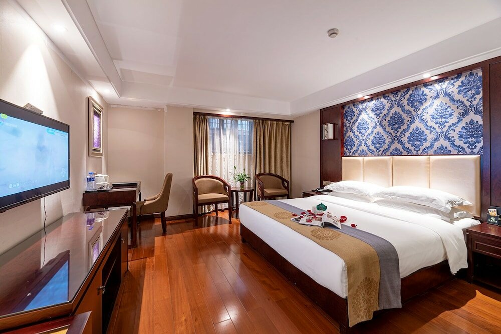 Фото Zongrui Hotel