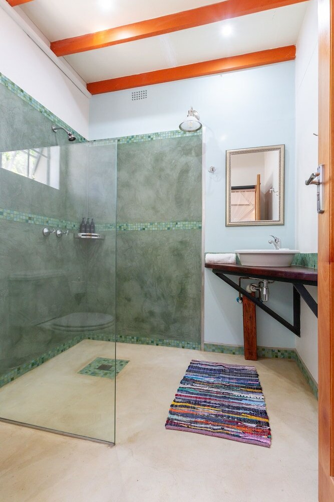 Фото The Courtney Lodge