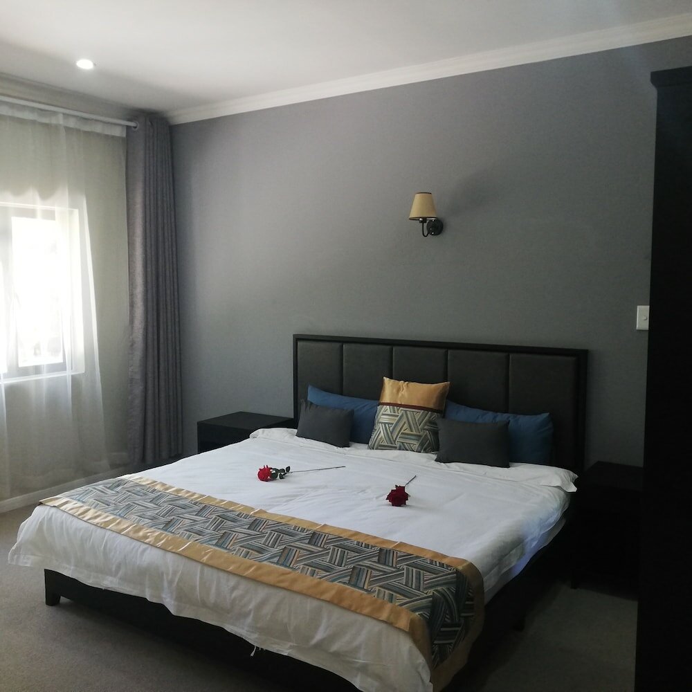 Фото Atlantic Pearl Guest House