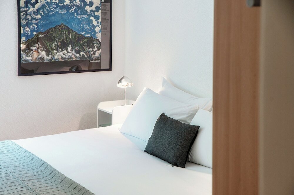 Фото Aldesago City View