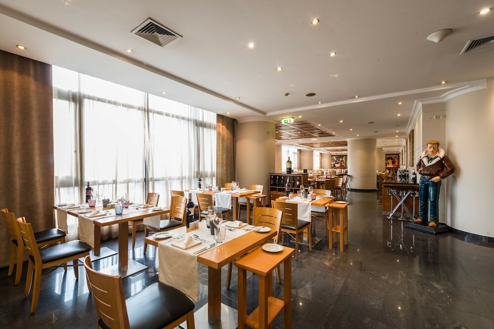 Фото Vila Galé Porto