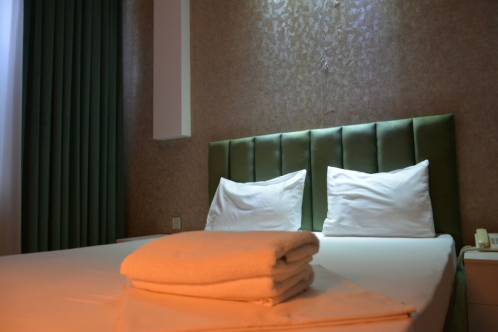 Фото Perron Hotel