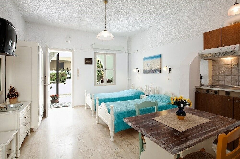 Фото Alkionides Seaside Apartments